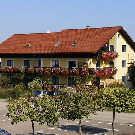 Ferien-Garconniere Hemetsberger Apartamento Weyregg Exterior foto