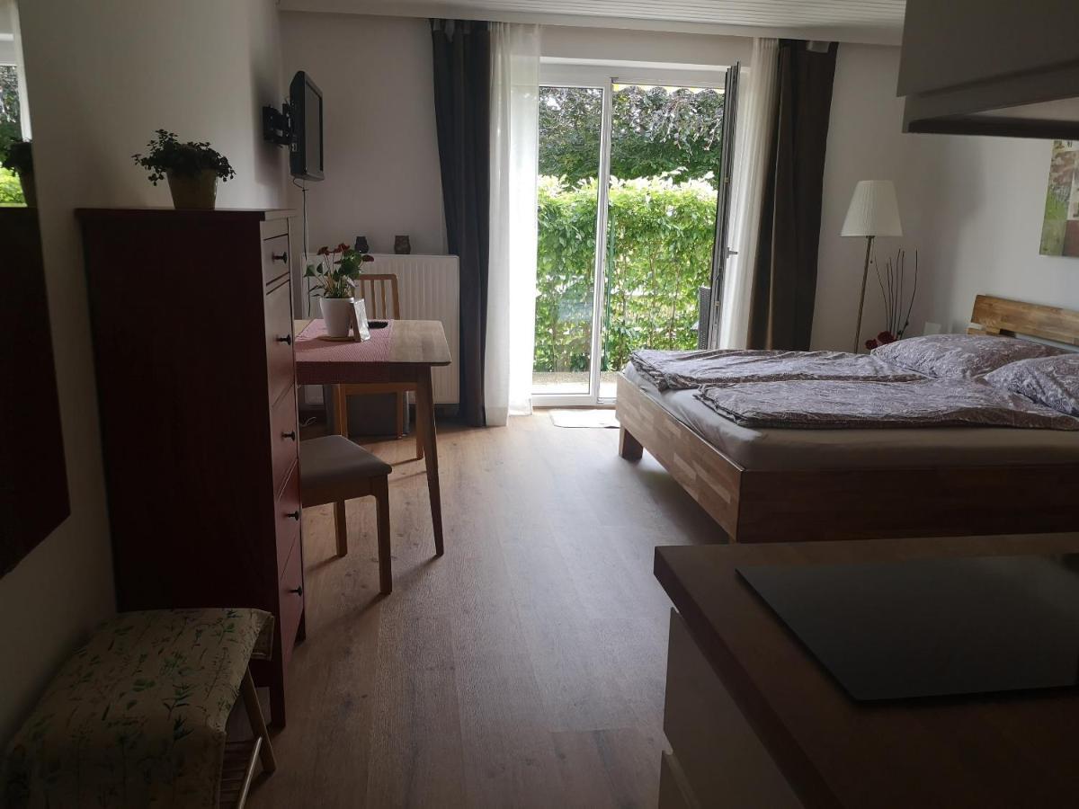 Ferien-Garconniere Hemetsberger Apartamento Weyregg Exterior foto